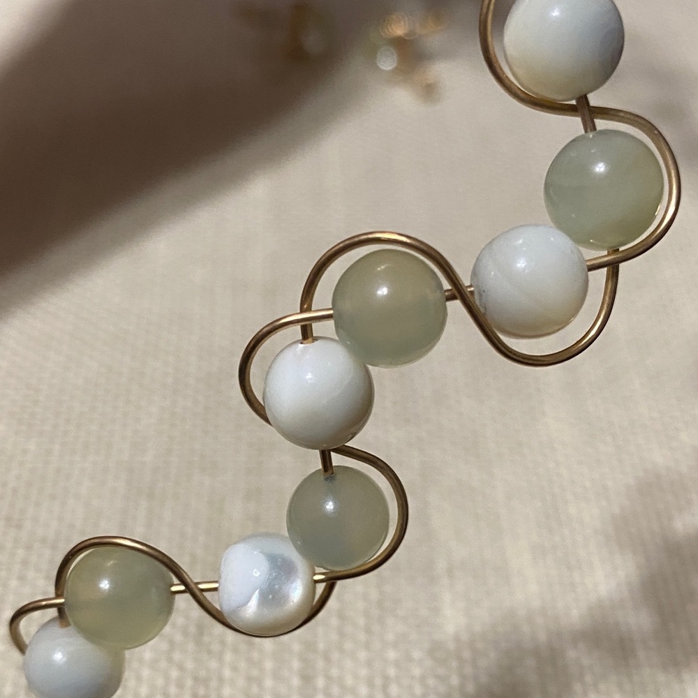 Vintage new jade & cream gemstone Beaded gold filled Necklace and Earring Set - Picture 8 of 16
